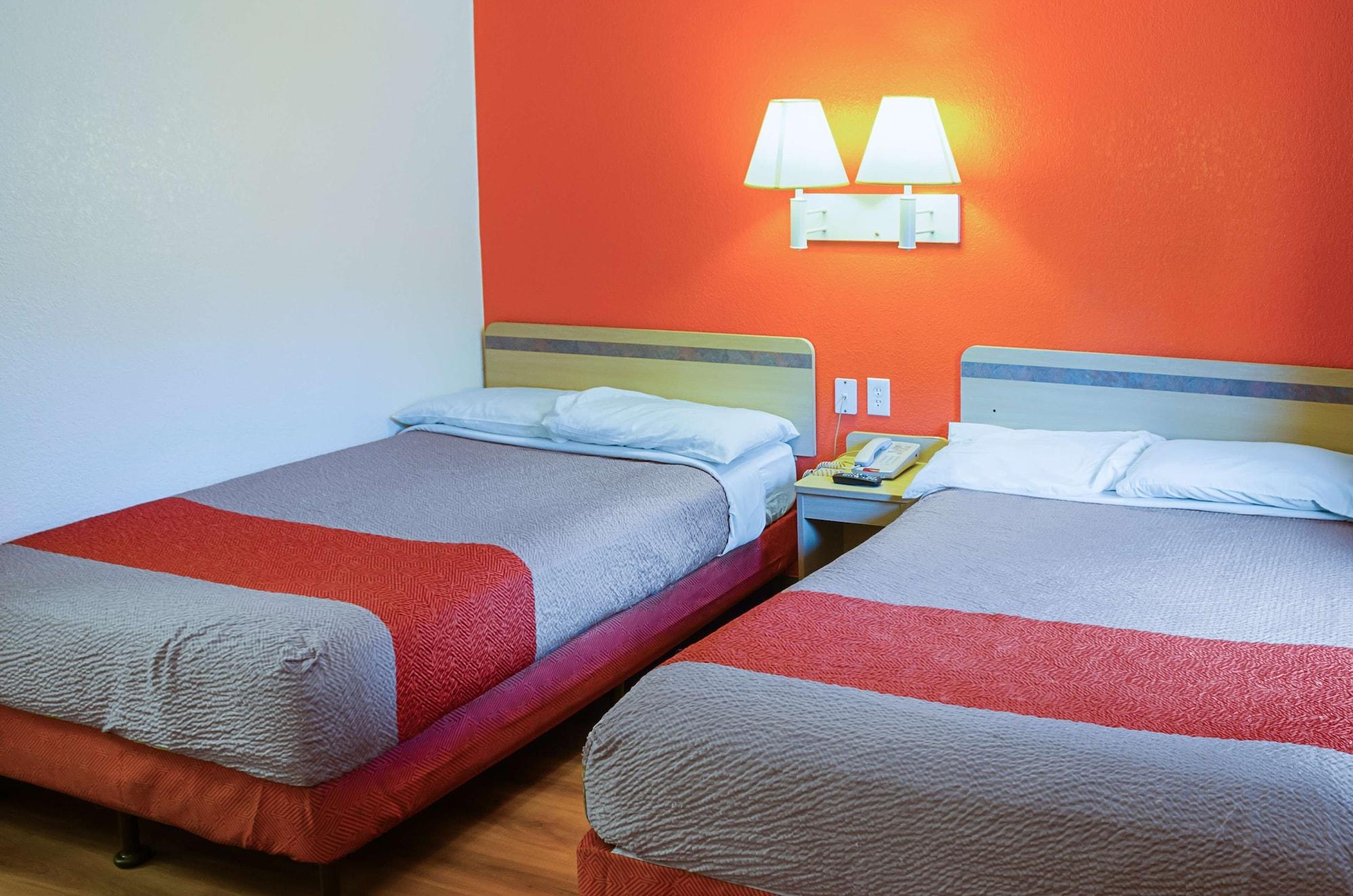 West Ashley Inn Charleston Ngoại thất bức ảnh