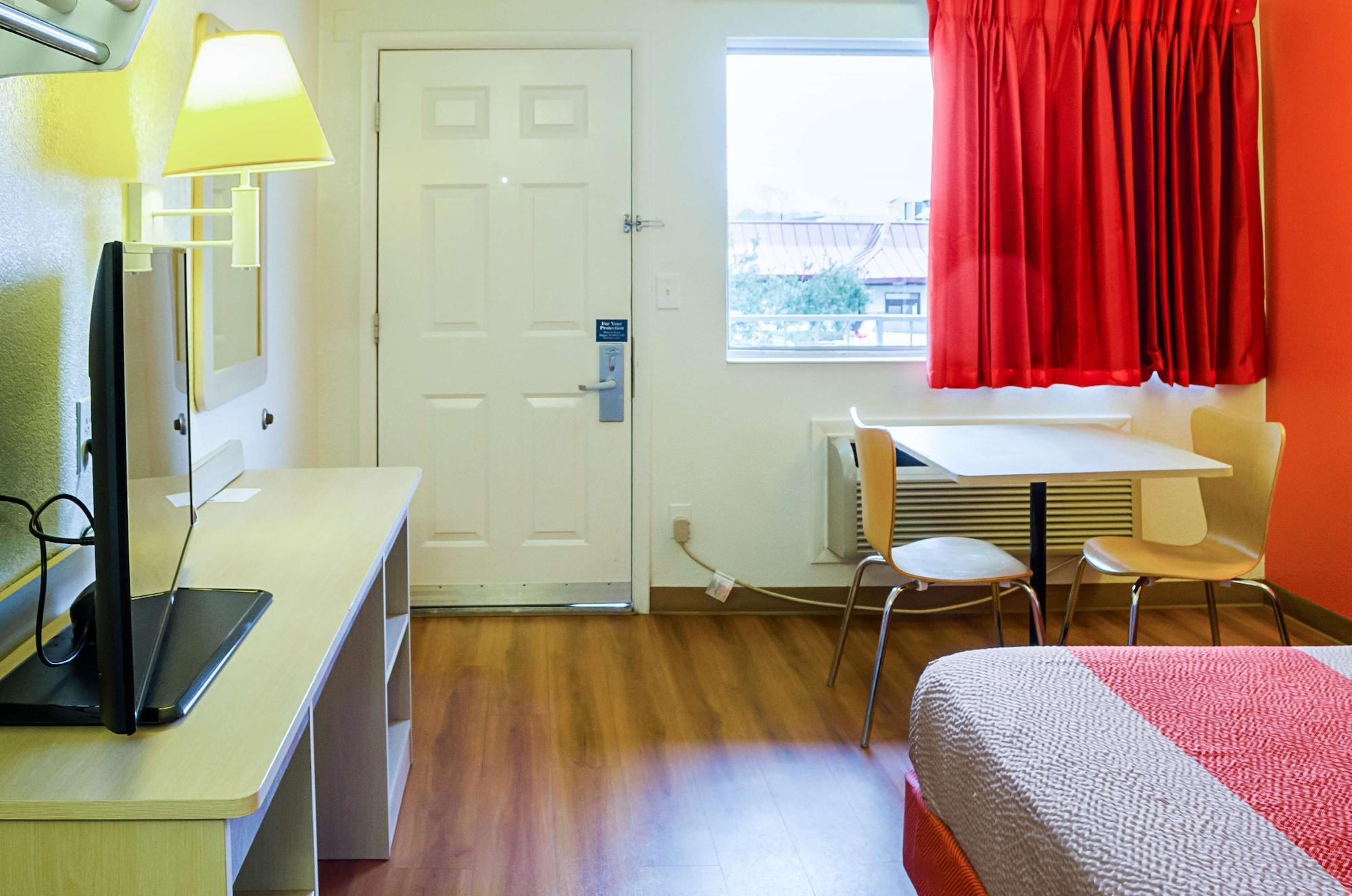 West Ashley Inn Charleston Ngoại thất bức ảnh