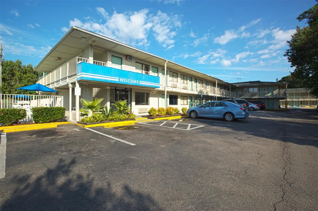 West Ashley Inn Charleston Ngoại thất bức ảnh