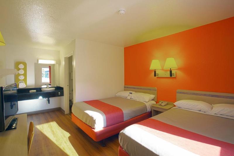 West Ashley Inn Charleston Ngoại thất bức ảnh