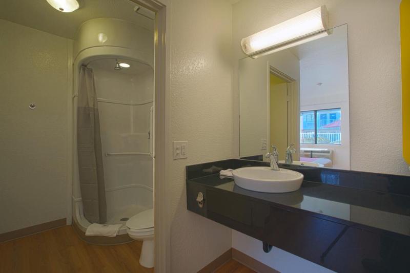 West Ashley Inn Charleston Ngoại thất bức ảnh