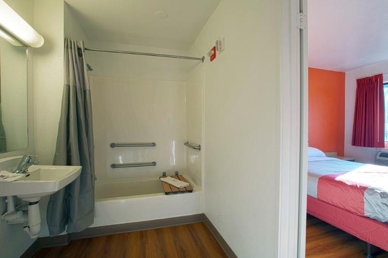West Ashley Inn Charleston Ngoại thất bức ảnh