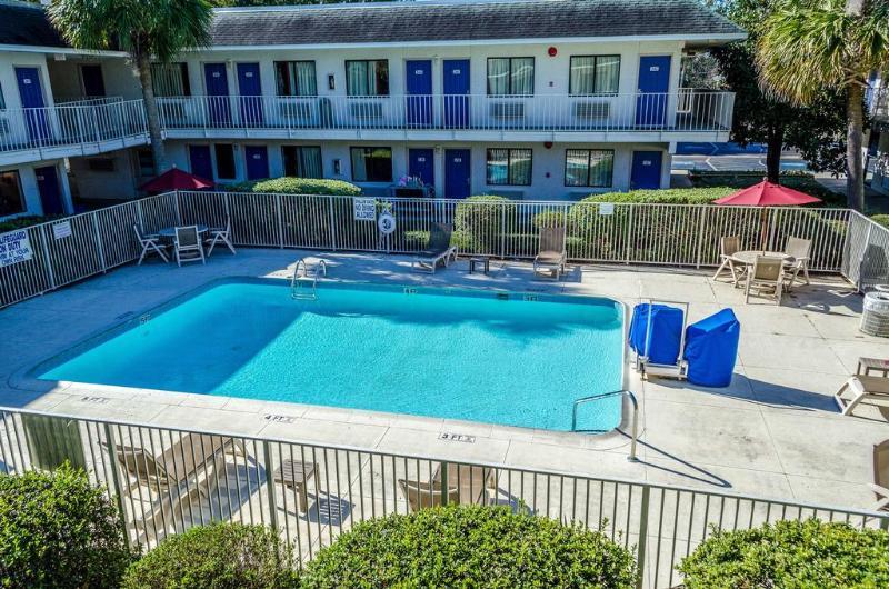West Ashley Inn Charleston Ngoại thất bức ảnh